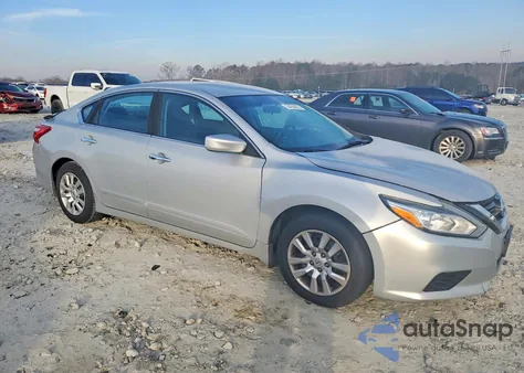 2016 Nissan Altima 2.5 z USA, uszkodzony, nr VIN 1N4AL3AP4GC234777